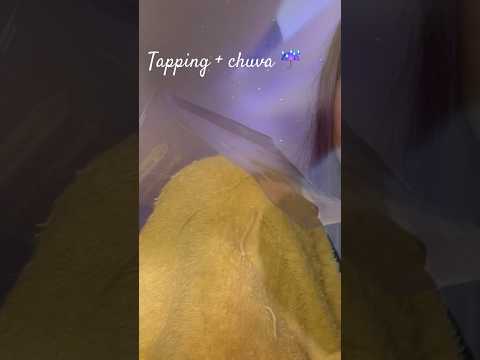 ASMR Tapping com Chuva & Trovões 🌧️ Sons Relaxantes e Envolventes #shorts