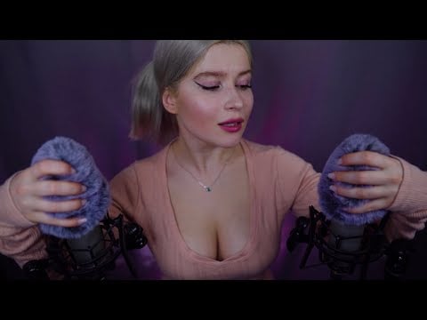 ASMR unintelligible whispers from ear to ear 👂🏻✨ Fluffy mics rubbing, soft kisses, binaural triggers