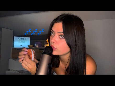 ASMR🌙 Mouth sounds and hand movements 💤🤯