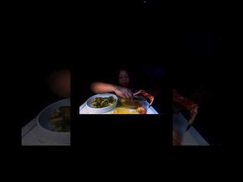 Asmr mukbang #longnailsasmr #mukbang #asmr #asmrsounds