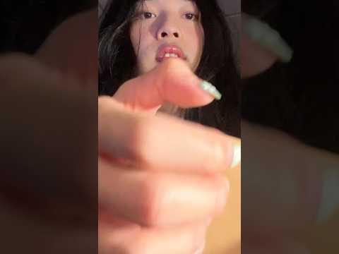 ASMR tapping on box 🎁 (short version) #asmr #relax #tapping #shorts
