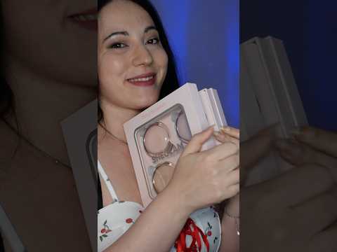 I nuovi ombretti facili da sfumare Daydreamer di @sheglam_official  ispirati alle 4 stagioni