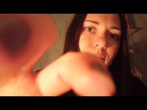 ASMR- Puss ljud och kamera tapping (in swedish)