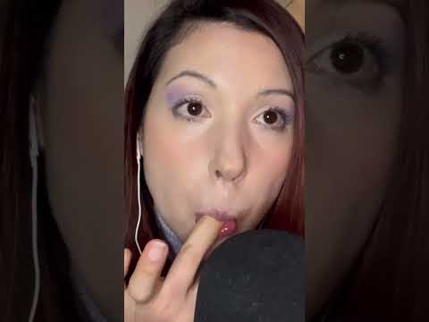 ASMR Comiendo Yoghurt / Eating Yogurt