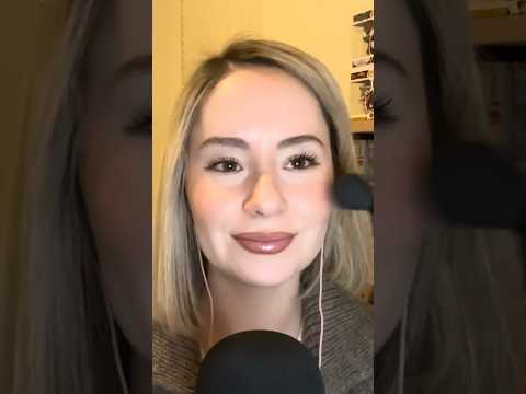Applying powder on your face 💆🏼‍♀️ #relax #asmr #asmrsounds #personalattention #makeup