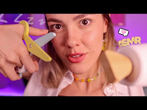 ASMR ROLEPLAY | CORTANDO SEU CABELO NO SALÃO DE MADEIRA 🪵💆🏻‍♀️ Voz suave e Cuidado Pessoal