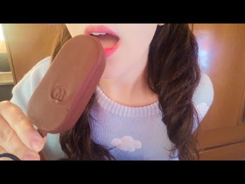 ASMR MAGNUM Ice Cream (ITA) Eating Sounds アイスクリームを食べるASMR🍦 #MUKBANG #asmreating #asmrkawaiicat