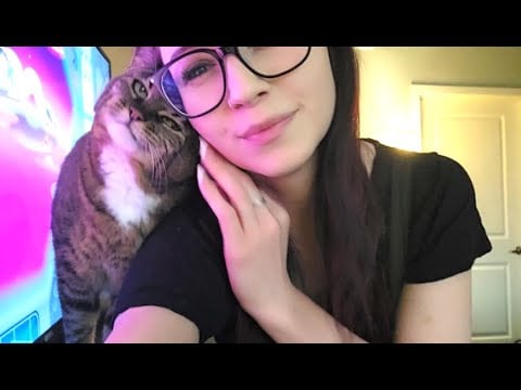 ASMR Kitty Purring & Kisses Sounds😻