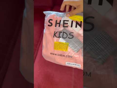 Asmr mostrando lookinhos da Shein kids p/ Aurora 💕 #asmr #asmrshorts