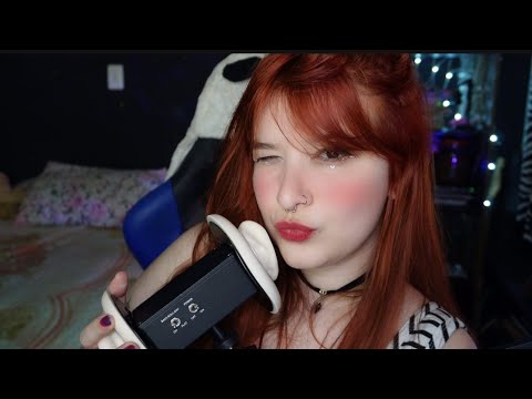 ASMR - Gentle Kisses Ear to Ear (Beijinhos de orelha a orelha - 3dio)