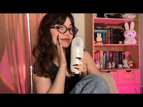 ASMR | Talking You To Sleep (Ear To Ear Whispers With Mouth Sounds and Gentle Mic Scratching)