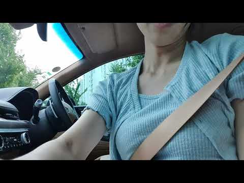 ASMR IN A CAR 1minute camera tapping 🚗