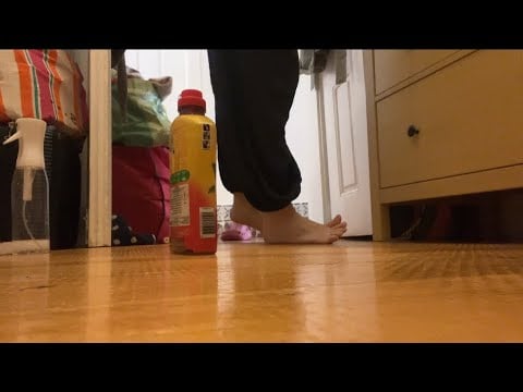 Asmr de faxina | limpando o chão do closet 