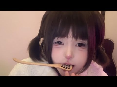 ASMR Sound Fetish | Accent Whisper + Sleepy Knocking Sounds