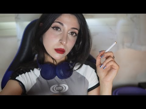 SORELLA IPERPROTETTIVA (ASMR ROLEPLAY) E Tu Chi Saresti?!