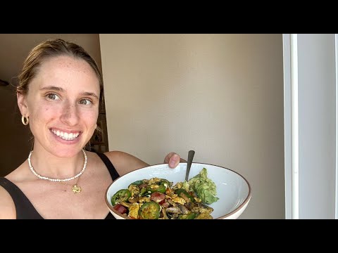 ASMR Cook Breakfast With Me! | Whispers, Tongue Clicking, Tapping