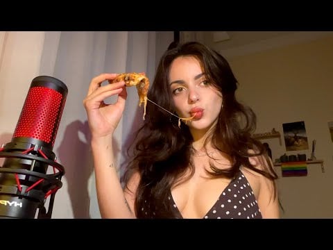 ASMR | Comiendo pizza mientras divago con vosotros en vez de ir al psicólogo 🍕#síndromedelimpostor