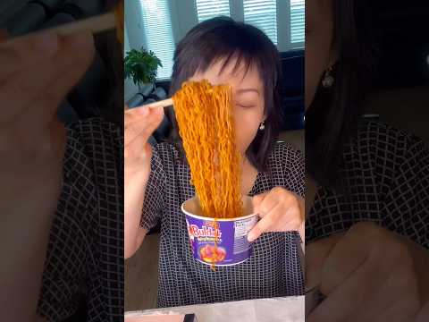 Let’s see how many bites it takes to finish cup of buldak fried chicken… #food #eating #ramen