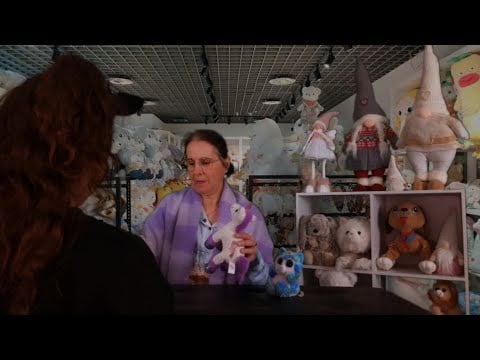 #Asmr Français #Rôleplay en #Soft-spoken #vendeuse de peluches avec ma petite fille Maelys