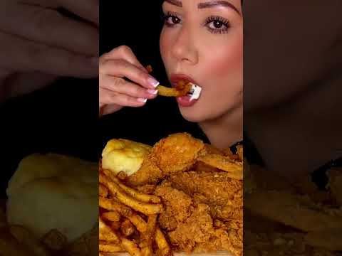 FULL VIDEO OUT NOW! Link in comments 👉 #asmr #popeyes #food