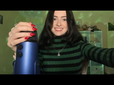 ASMR mic scratching & rubbing (bare, foam, fluffy) + searching for bugs 💅🏻🐛