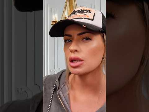 ASMR Snobby Rich Mom 👀💰 #asmr #asmrshorts #asmrvideo #asmrcommunity