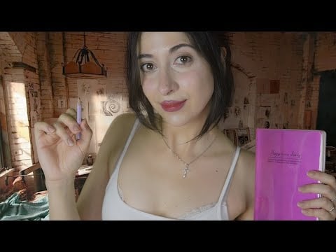 ✏️TI RITRAGGO e TI RILASSO| ASMR Roleplay (sussurri, suoni di carta e matita)