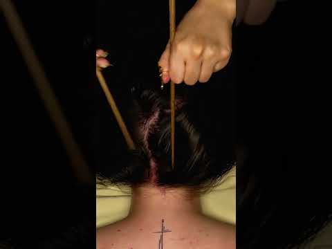 soooo many goosebumps 🥢 #asmrhair #relax #massage