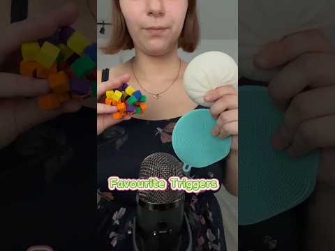 My Favourite Triggers ￼❤️ #asmr #triggersforsleep #fastasmr #cozyasmr #favouritetriggers