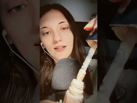 Ti applico il correttore ASMR 💄 #asmr #asmrita #personalattention #makeup #concelear