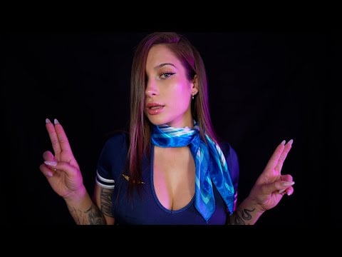 ASMR Roleplay | Azafata TE COQUETEA 😳