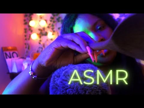 ASMR | spit painting you + wet mouth sounds 🎨 🖌️👩🏾‍🎨 (mouth sounds)