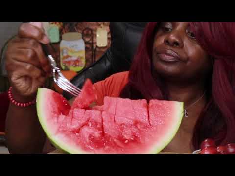 WATERMELON GRAPES SMOKE GOUDA CHEESE CHUNKS ASMR EATING SOUNDS