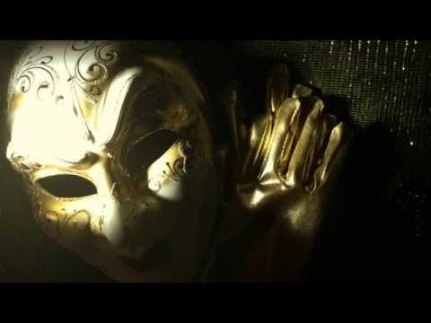 Italian Mask & Golden Gloves [[ASMR]]