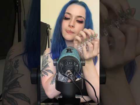 tapping 🥰 #asmr #shorts #youtubeshorts