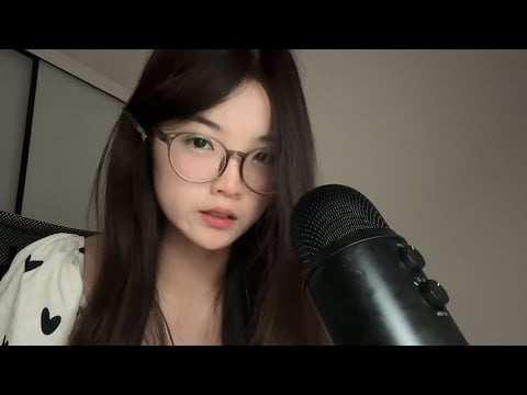 ASMR Ear Eating 😘
