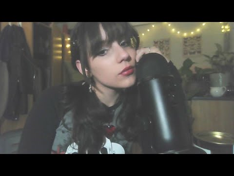 ASMR ⋆༺𓆩☠︎𓆪༻⋆ brushing the mic & gentle whispering