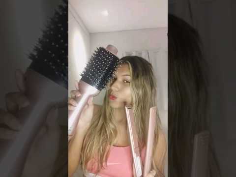 ASMR BARBIE ESCOVANDO E PRANCHANDO SEU CABELO