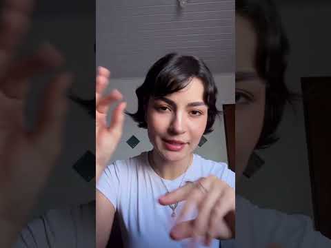 Tá afim de uma massagem na carinha?? #asmr #relax #visualtingle #asmrshorts #tingles #handmovements