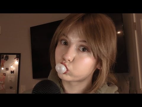 ASMR | Bubble Gum🧼 (chewing, whispers, mouth sounds, blowing bubbles)