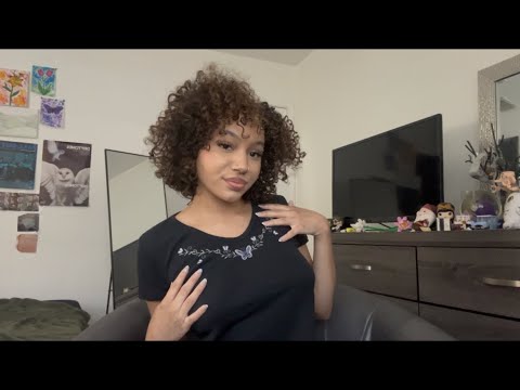 ASMR Try On Haul (Fabric scratching and nail tapping)