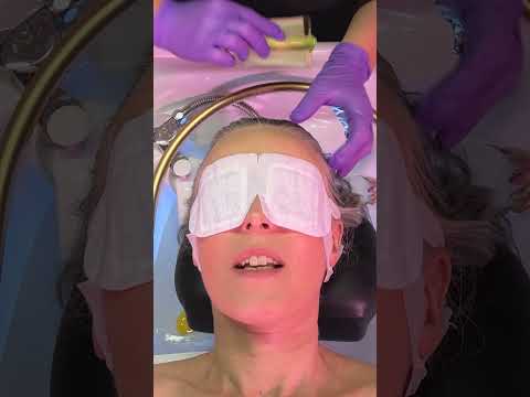 Victoria Gets ASMR Japanese Head Spa in UK!! Unintentional ASMR Real Person