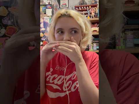 🌻 Cupped mouth + "tktk" sounds