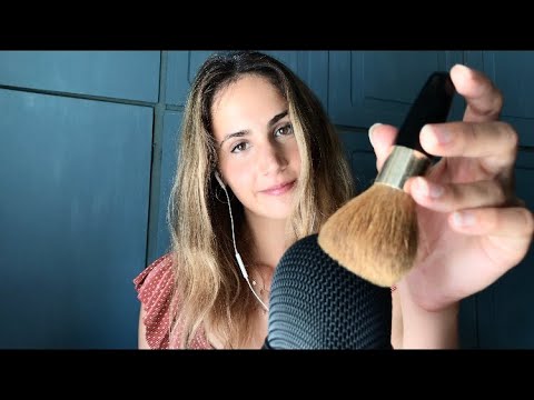 500 SUBS SPECIAL 💕 Brushing, mouth sounds, soft spoken | ASMR ITA / ENG |