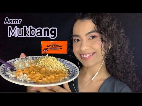 ASMR/COMENDO STROGONOFF DE FRANGO COM ARROZ E BATATA PALHA + Torta do Pica Pau caseira de SOBREMESA!