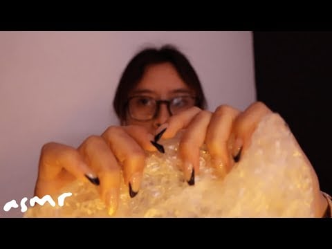 ASMR tronando burbujas de aire