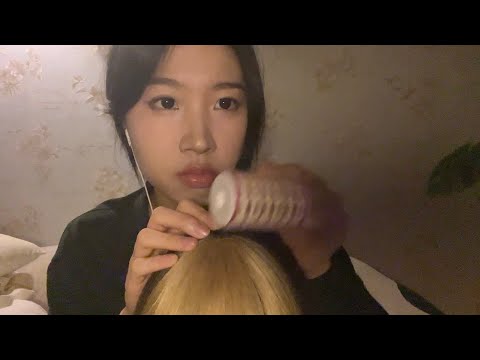 ASMR Bug Plucking, Scalp Scratching, Brushing(wig on mic, w/ tweezer, comb)