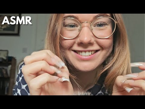 ASMR Fabric scratching + Body tapping (Collarbone)