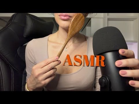 ASMR| SCOOPING & EATING ur Face With A Wooden Spoon🥄 (w/ Echo) ✨