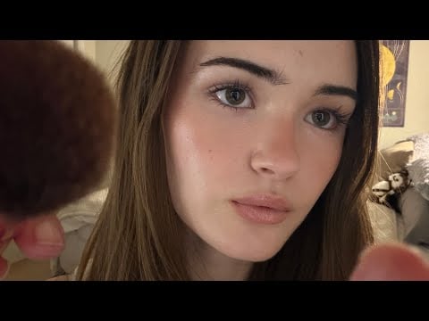 Professional makeup artist for you!